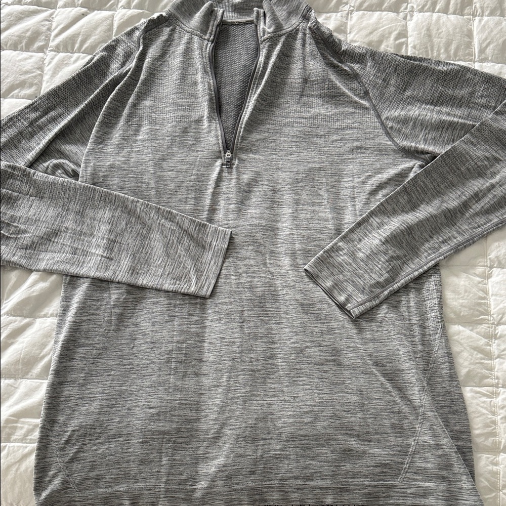 lululemon athletica Men's Long Sleeve Gray Quarter-Zip